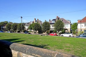 Meadow Bank Avenue
